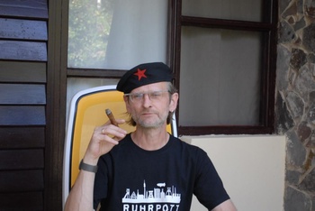 Comandante Andy in Viales