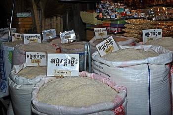 Abendspaziergang �ber die M�rkte von Siam Reap