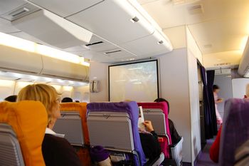 Elfst�ndigen Flug mit einer 747 der Thai-Airways